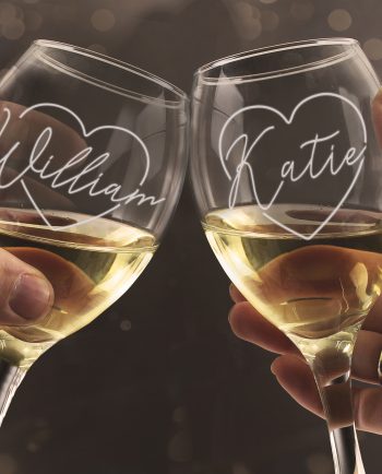 Personalised Couples Heart Wine Glass Set