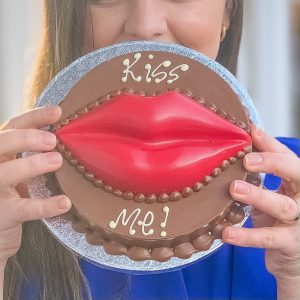 Personalised Mini Smash Kiss Cake